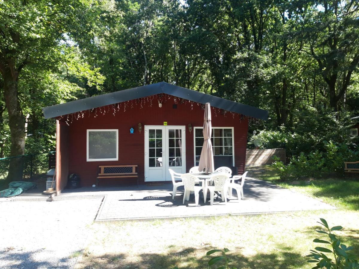 Vakantiehuisje Lanaken Eksteriør bilde